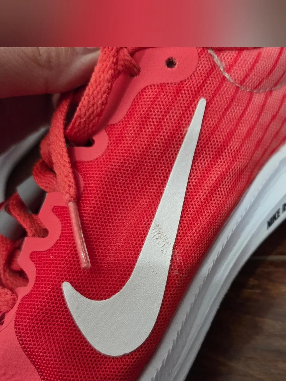 Nike Downshifter 8 Red Running Training Shoes Womens 7.5 LIghtweight Workout
